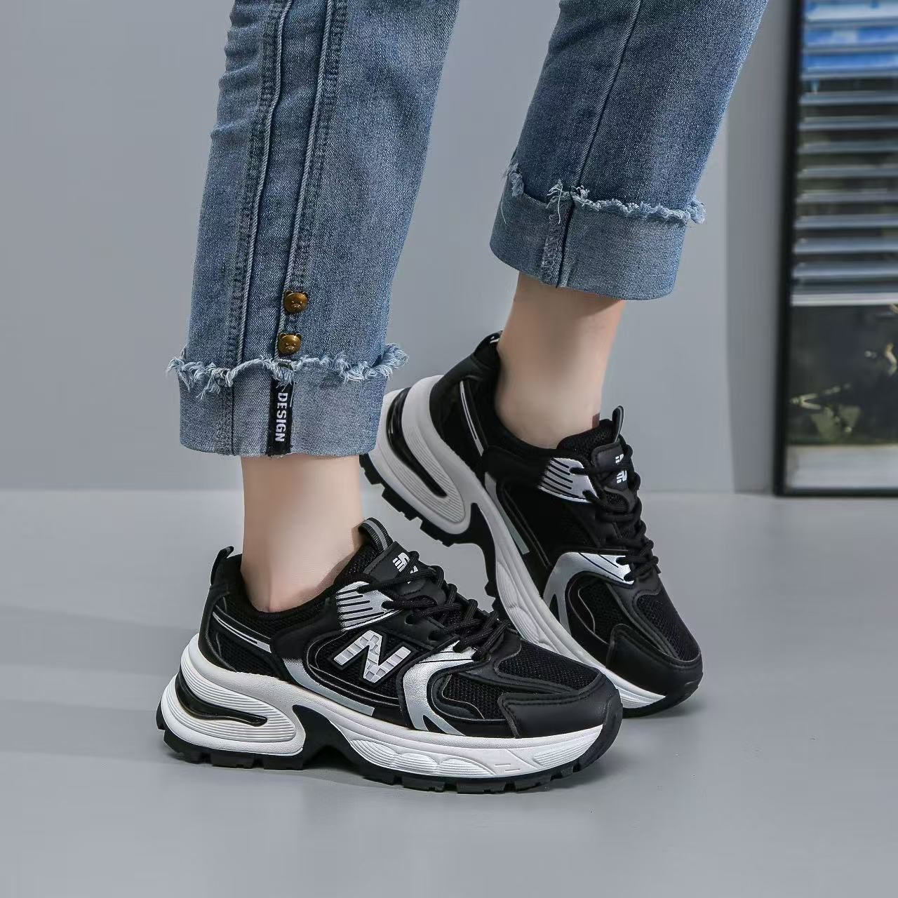 ¡Nuevos Tenis Súper - Cómodos N B Storm!